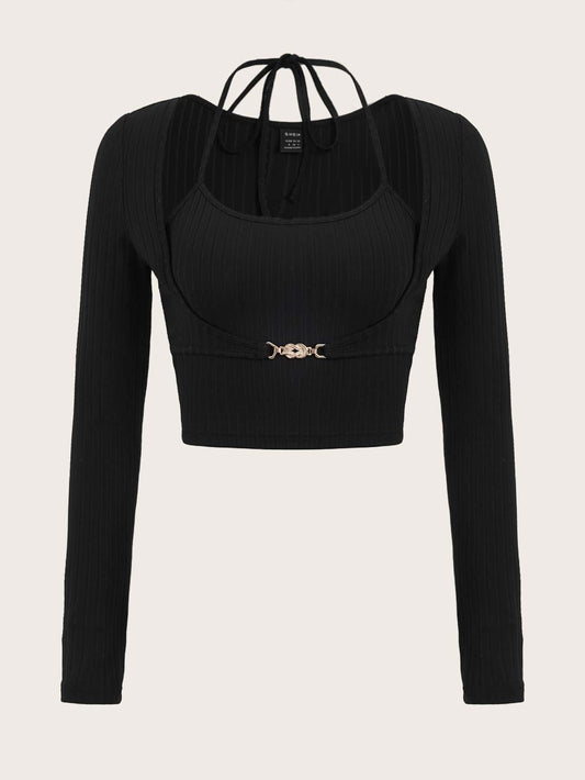 Crop T-Shirt mit Rippenstrick Kette, vorne, Band hinten