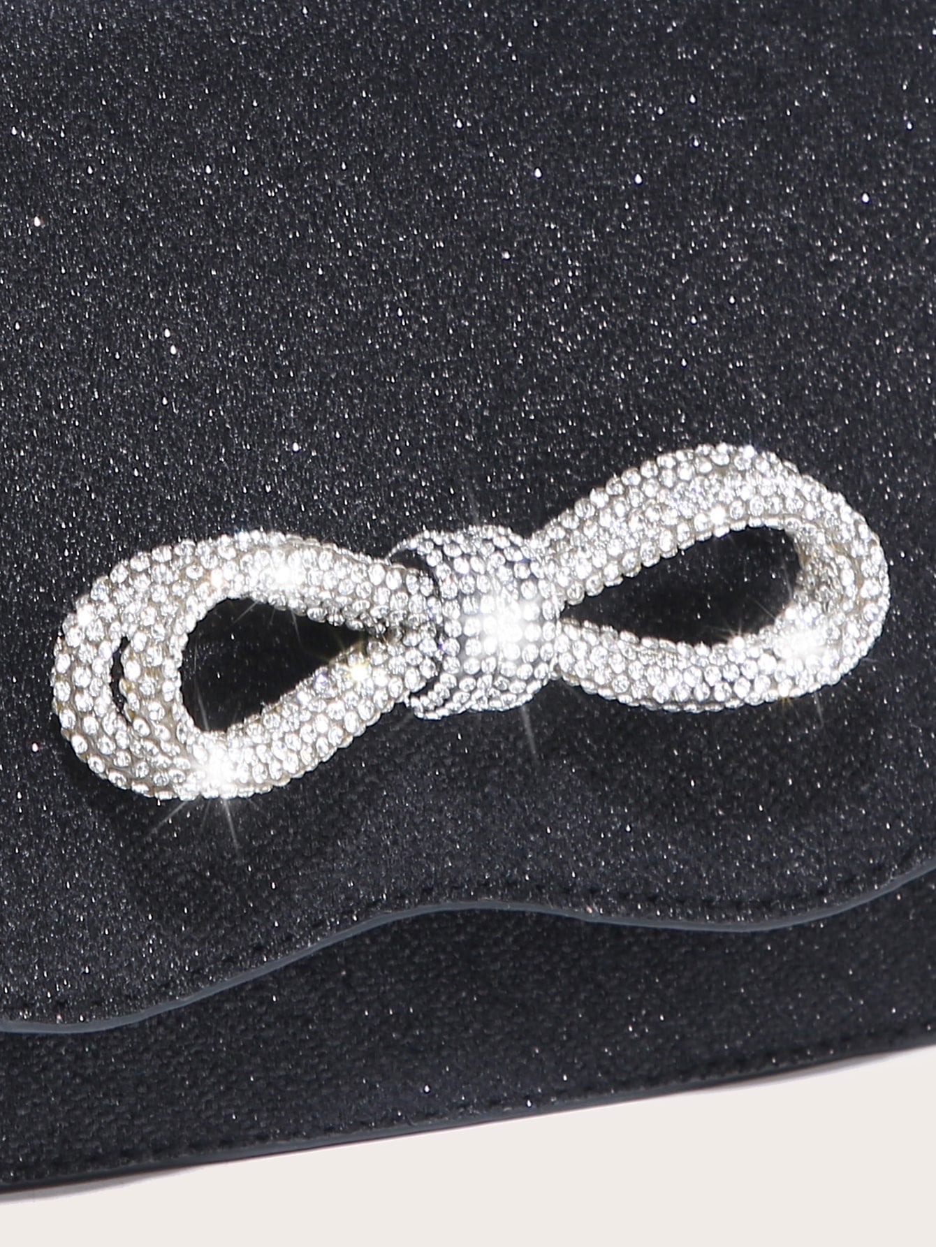 Kvadrata saketo kun mini-ŝtofoj kaj bantornamaĵo, PU-klapo, por ĉiutaga uzo