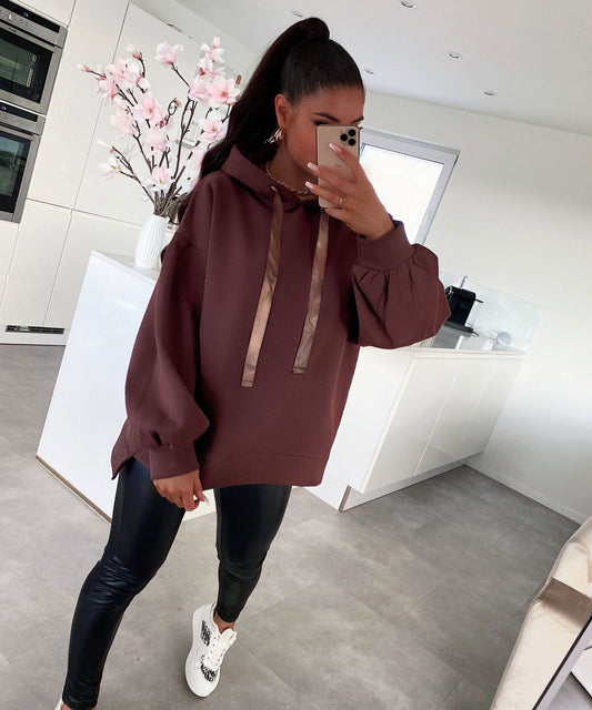 Elia Hoodie, Malhelbruna