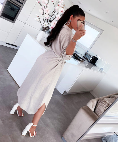 Muslina robo Elena Lang Bejĝkolora