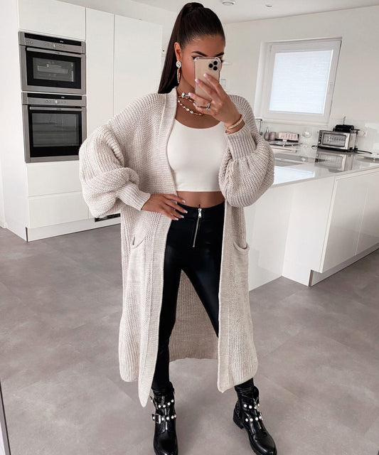 Longa flavgriza kardigano de Leilani