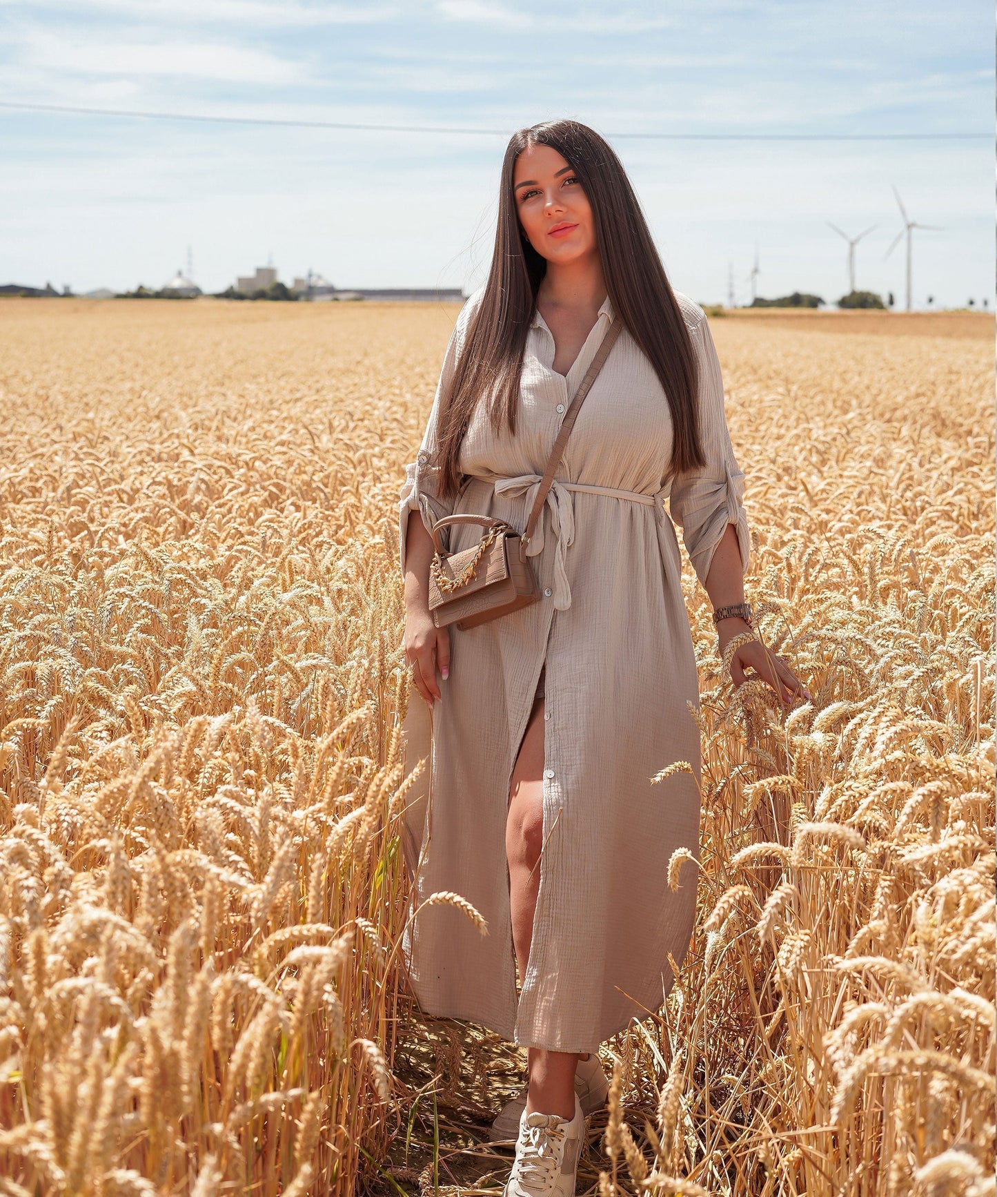 Muslina robo Elena Lang Bejĝkolora