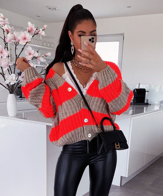 Kardigano Ainara Oranĝa