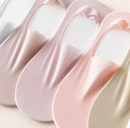 SilkSock™ - Maldikaj Nevideblaj Ŝtrumpetaj Pantofloj (3+2 SENPAGAJ) 