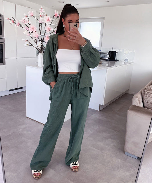 Muslinaj Pantalonoj Abril Kakiaj