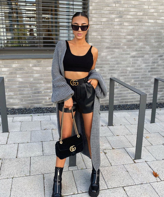 Longa malhelgriza kardigano de Leilani